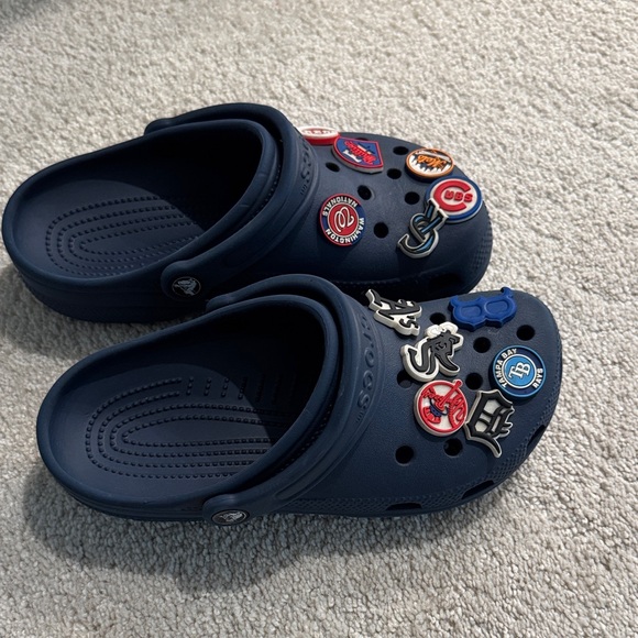 Crocs Kids Navy Clogs with Fun Baseball Charms - Picture 2 of 5